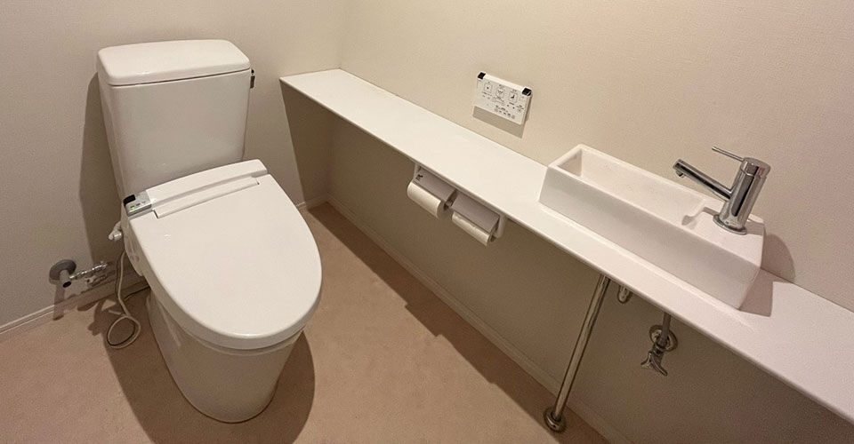 トイレ掃除が苦手な方へ。プロがそのハードルを越える掃除方法をご紹介します。 トイレ掃除が苦手な方へ。プロがそのハードルを越える掃除方法をご紹介します。