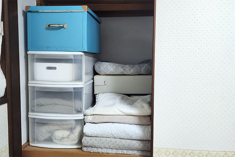 元子ども部屋の押し入れに入れてある、宝生先生の大さんの思い出ボックス。
