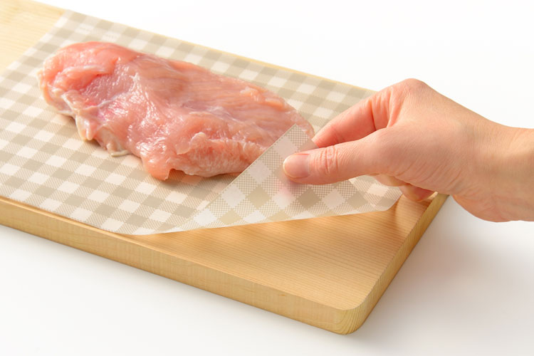 まな板の上に敷いて使う、使い捨てのシート