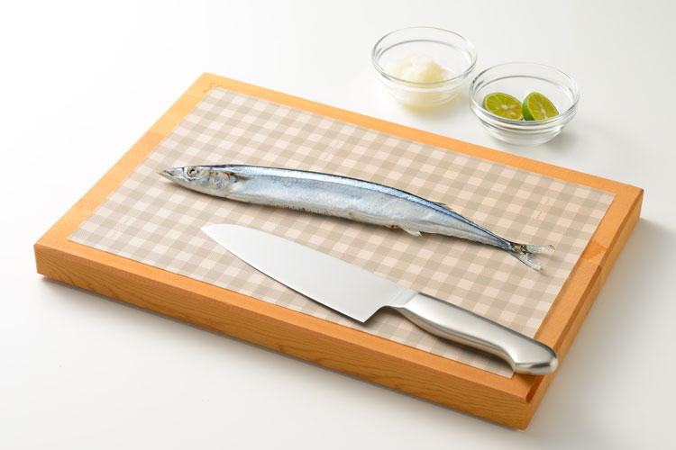 まな板の上に敷いて使う、使い捨てのシート