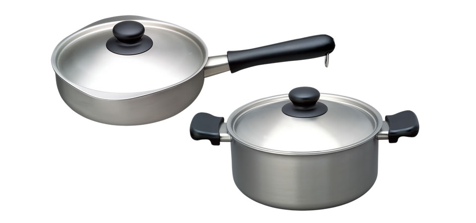柳宗理 ステンレス・アルミ3層鋼 両手鍋 22cm（浅型）【製造元出荷】【納期未定】 | Rinnai Style（リンナイスタイル） | リンナイ